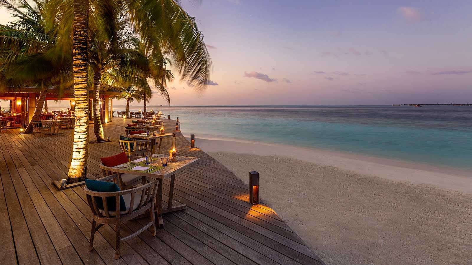 Canneli Restaurant at Hurawalhi Island Resort