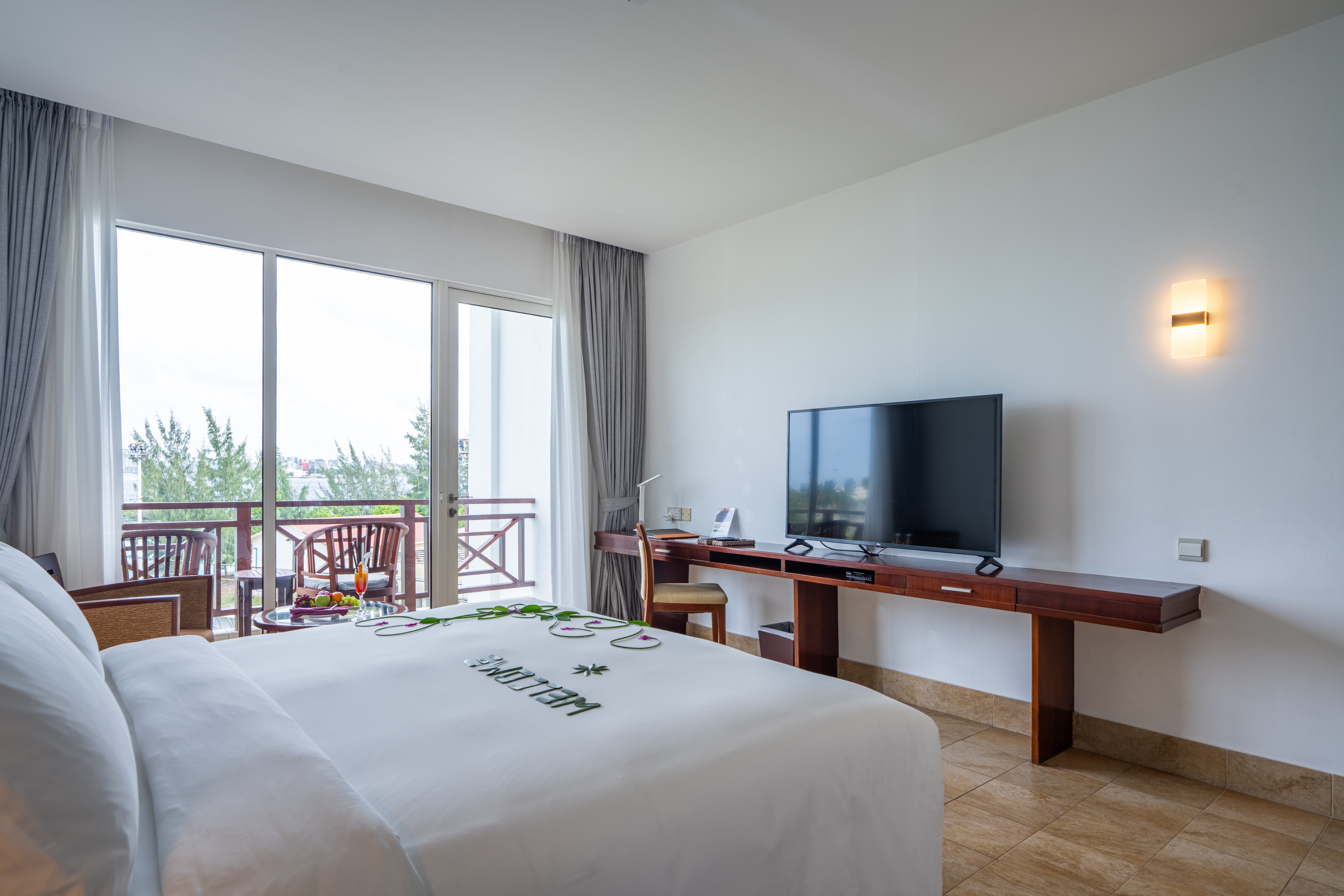 Hulhule Island Hotel resort